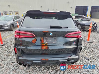 Zdjęcie 6 z 12 samochodu: 2021 BMW X5 M VIN:5YMJU0C00M9G71264 - miniatura