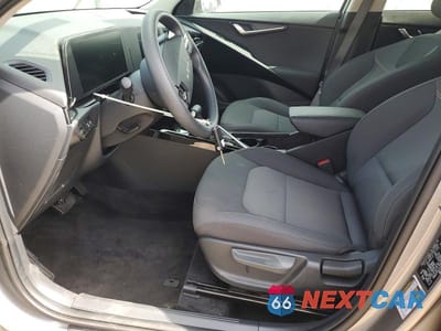Zdjęcie 7 z 12 samochodu: 2026 KIA NIRO LX VIN:KNDCP3LE2T5328447 - miniatura