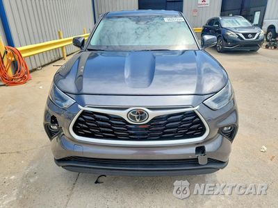Piąte zdjęcie samochodu w środku: 2023 TOYOTA HIGHLANDER LE VIN:5TDKDRAH6PS013865 - miniatura