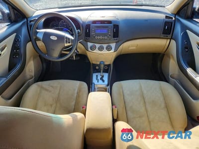 Zdjęcie 8 z 12 samochodu: 2010 HYUNDAI ELANTRA GLS VIN:KMHDU4AD4AU862710 - miniatura