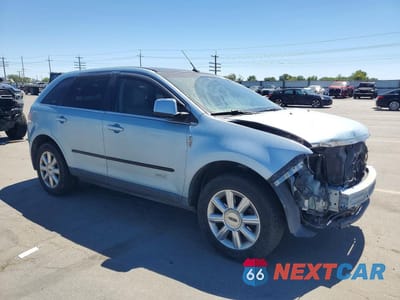 Czwarte zdjęcie samochodu z boku: 2008 LINCOLN MKX VIN:2LMDU88C88BJ30430 - miniatura