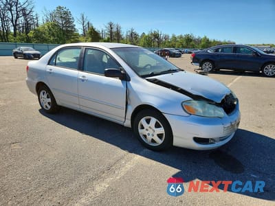 Czwarte zdjęcie samochodu z boku: 2005 TOYOTA COROLLA LE VIN:2T1BR30E75C464704 - miniatura