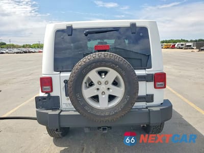 Zdjęcie 6 z 13 samochodu: 2016 JEEP WRANGLER SAHARA VIN:1C4AJWBG2GL143121 - miniatura