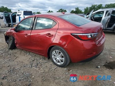 Drugie zdjęcie samochodu z przodu: 2019 TOYOTA YARIS L VIN:3MYDLBYV0KY518916 - miniatura
