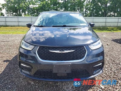 Piąte zdjęcie samochodu w środku: 2023 CHRYSLER PACIFICA TOURING L VIN:2C4RC1BG9PR571968 - miniatura