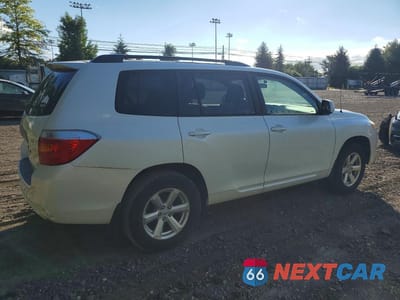 Trzecie zdjęcie samochodu z tyłu: 2009 TOYOTA HIGHLANDER BASE VIN:JTEES41A692148343 - miniatura