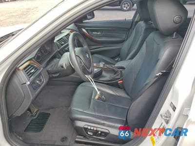 Zdjęcie 7 z 12 samochodu: 2015 BMW 328 D VIN:WBA3D3C5XFK157541 - miniatura