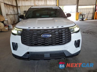 Piąte zdjęcie samochodu w środku: 2025 FORD EXPLORER ST-LINE VIN:1FMUK7KH0SGA62477 - miniatura