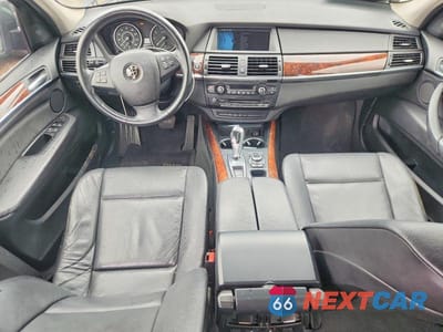 Zdjęcie 8 z 12 samochodu: 2010 BMW X5 XDRIVE48I VIN:5UXFE8C53AL311244 - miniatura
