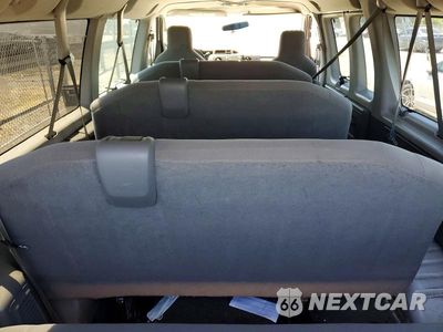 Zdjęcie 6 z 10 samochodu: 2012 FORD ECONOLINE E350 SUPER DUTY WAGON VIN:1FBSS3BL3CDA67687 - miniatura