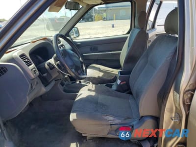 Zdjęcie 7 z 12 samochodu: 2001 NISS FRONTIER VIN:1N6ED27T91C393645 - miniatura