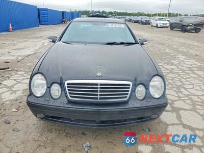 Piąte zdjęcie samochodu w środku: 2000 MERCEDES-BENZ CLK 430 VIN:WDBLJ70G8YF116358 - miniatura