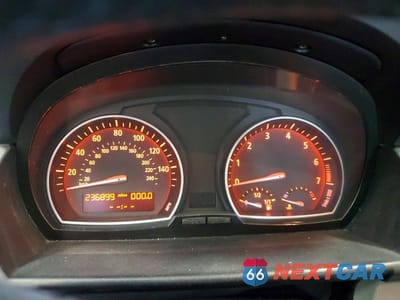 Zdjęcie 9 z 13 samochodu: 2005 BMW X3 3.0I VIN:WBXPA93475WD20358 - miniatura