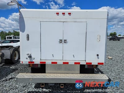 Zdjęcie 6 z 13 samochodu: 2014 ISUZU NPR HD VIN:54DC4W1B0ES804441 - miniatura