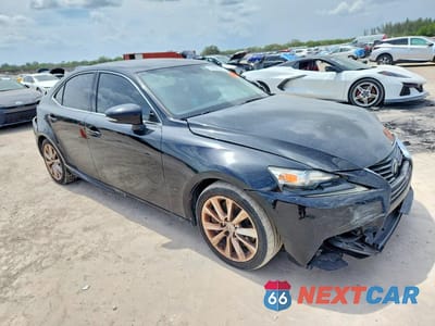 Czwarte zdjęcie samochodu z boku: 2016 LEXUS IS 200T VIN:JTHBA1D2XG5028407 - miniatura