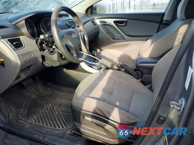 Zdjęcie 7 z 12 samochodu: 2013 HYUNDAI ELANTRA GLS VIN:5NPDH4AE2DH416457 - miniatura