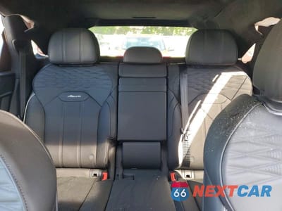 Zdjęcie 10 z 13 samochodu: 2024 BENTLEY BENTAYGA VIN:SJAAT2ZV0RC027976 - miniatura