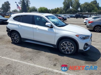 Czwarte zdjęcie samochodu z boku: 2021 BMW X1 SDRIVE28I VIN:WBXJG7C08M5S79830 - miniatura