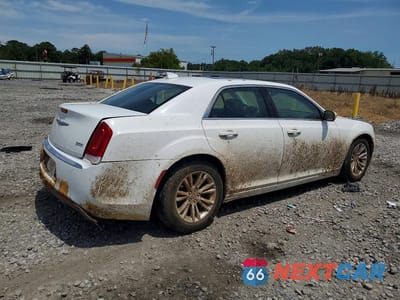 Trzecie zdjęcie samochodu z tyłu: 2017 CHRYSLER 300 LIMITED VIN:2C3CCAAG9HH655615 - miniatura
