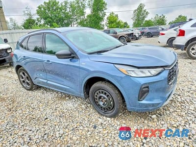 Czwarte zdjęcie samochodu z boku: 2024 FORD ESCAPE ST LINE VIN:1FMCU9MN8RUA10675 - miniatura