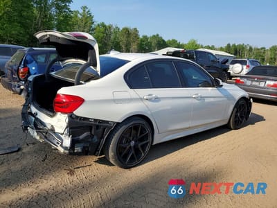 Trzecie zdjęcie samochodu z tyłu: 2018 BMW 330 XI VIN:WBA8D9C53JA614925 - miniatura