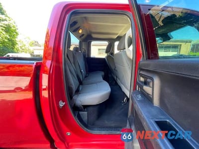 Zdjęcie 6 z 14 samochodu: 2016 RAM 1500 ST VIN:1C6RR7FT4GS123183 - miniatura