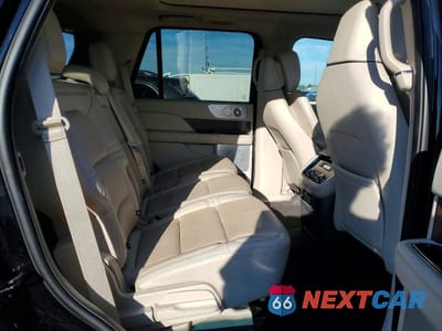Zdjęcie 11 z 13 samochodu: 2020 LINCOLN NAVIGATOR RESERVE VIN:5LMJJ2KT1LEL21131 - miniatura
