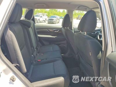 Zdjęcie 11 z 14 samochodu: 2018 NISSAN ROGUE S VIN:KNMAT2MVXJP503783 - miniatura