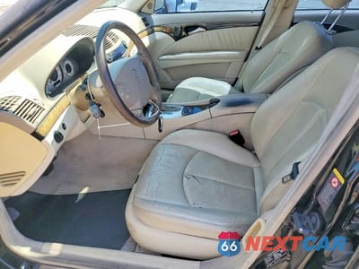 Zdjęcie 7 z 12 samochodu: 2004 MERCEDES-BENZ E 500 VIN:WDBUF70J04A461313 - miniatura