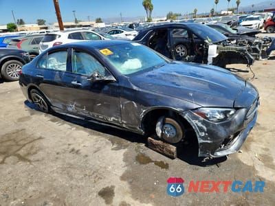 Czwarte zdjęcie samochodu z boku: 2023 MERCEDES-BENZ C 300 VIN:W1KAF4GB7PR093256 - miniatura