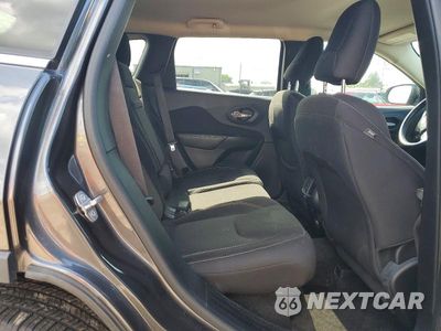 Zdjęcie 11 z 13 samochodu: 2015 JEEP CHEROKEE LATITUDE VIN:1C4PJMCS6FW698135 - miniatura