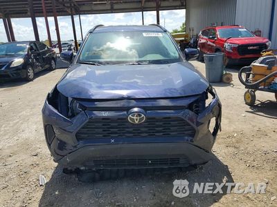Piąte zdjęcie samochodu w środku: 2023 TOYOTA RAV4 XLE VIN:2T3W1RFV8PW271201 - miniatura