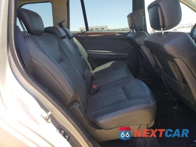 Zdjęcie 10 z 12 samochodu: 2007 MERCEDES-BENZ GL 450 4MATIC VIN:4JGBF71E07A251031 - miniatura