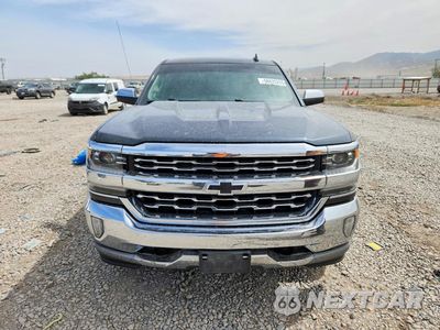 Piąte zdjęcie samochodu w środku: 2018 CHEVROLET SILVERADO K1500 LTZ VIN:3GCUKSEC7JG444533 - miniatura