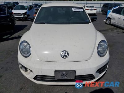 Piąte zdjęcie samochodu w środku: 2014 VOLKSWAGEN BEETLE TURBO VIN:3VWVS7AT7EM600789 - miniatura