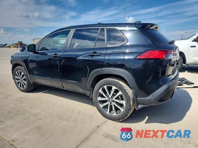 Drugie zdjęcie samochodu z przodu: 2024 TOYOTA COROLLA CROSS XLE VIN:7MUDAAAG7RV082941 - miniatura