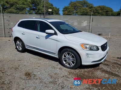 Czwarte zdjęcie samochodu z boku: 2015 VOLVO XC60 T5 PREMIER VIN:YV426MDB2F2586155 - miniatura
