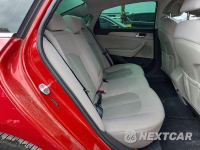 Zdjęcie 10 z 12 samochodu: 2017 HYUNDAI SONATA SE VIN:5NPE24AF2HH440150 - miniatura