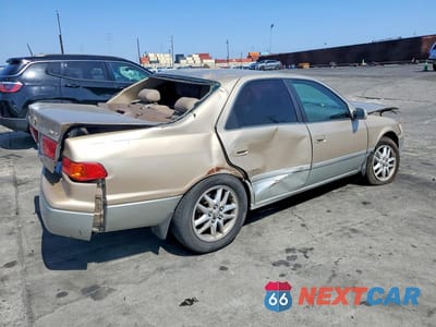 Trzecie zdjęcie samochodu z tyłu: 2001 TOYOTA CAMRY LE V6 VIN:JT2BF22K010310113 - miniatura