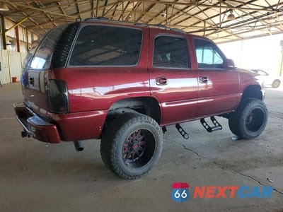 Trzecie zdjęcie samochodu z tyłu: 2000 GMC YUKON VIN:1GKEK13T1YJ123165 - miniatura