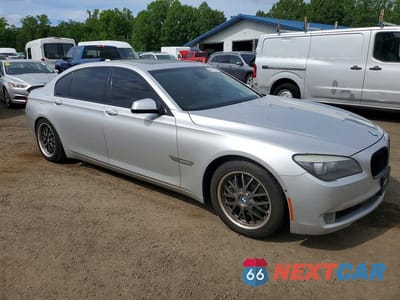 Czwarte zdjęcie samochodu z boku: 2012 BMW 740 LI VIN:WBAKB4C55CC576135 - miniatura