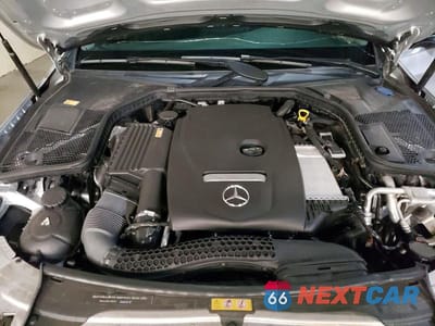 Zdjęcie 11 z 12 samochodu: 2016 MERCEDES-BENZ C 300 4MATIC VIN:55SWF4KB4GU100014 - miniatura