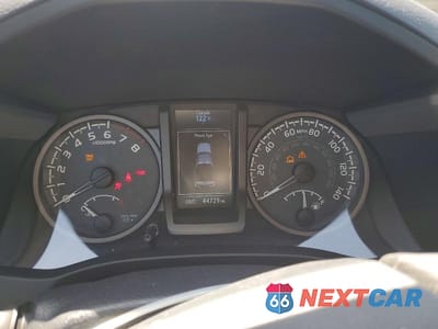 Zdjęcie 9 z 13 samochodu: 2018 TOYOTA TACOMA TRD OFF-ROAD VIN:5TFCZ5AN6JX152576 - miniatura