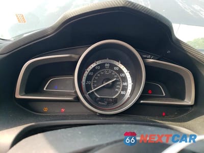 Zdjęcie 9 z 12 samochodu: 2014 MAZDA 3 SV VIN:JM1BM1T71E1183695 - miniatura