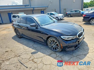Czwarte zdjęcie samochodu z boku: 2021 BMW 330I VIN:3MW5R1J03M8B47342 - miniatura