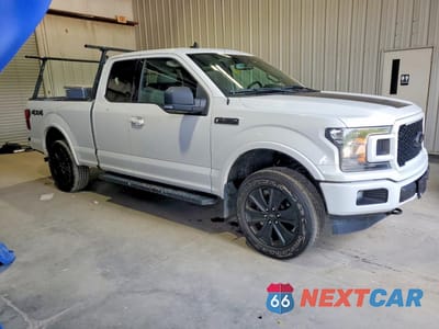 Czwarte zdjęcie samochodu z boku: 2020 FORD F150 SUPER CAB VIN:1FTFX1E42LFA33669 - miniatura