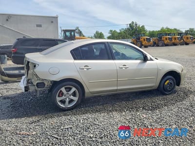 Trzecie zdjęcie samochodu z tyłu: 2005 MAZDA 3 I VIN:JM1BK12F951332398 - miniatura