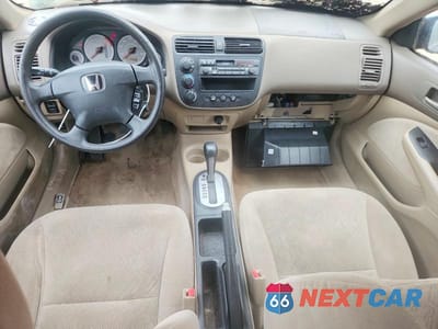 Zdjęcie 8 z 12 samochodu: 2001 HONDA CIVIC LX VIN:1HGEM22561L042088 - miniatura