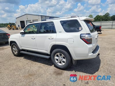 Drugie zdjęcie samochodu z przodu: 2023 TOYOTA 4RUNNER SR5 VIN:JTEEU5JR3P5279604 - miniatura