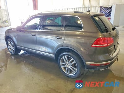 Drugie zdjęcie samochodu z przodu: 2015 VOLKSWAGEN TOUAREG V6 VIN:WVGEF9BP2FD001490 - miniatura